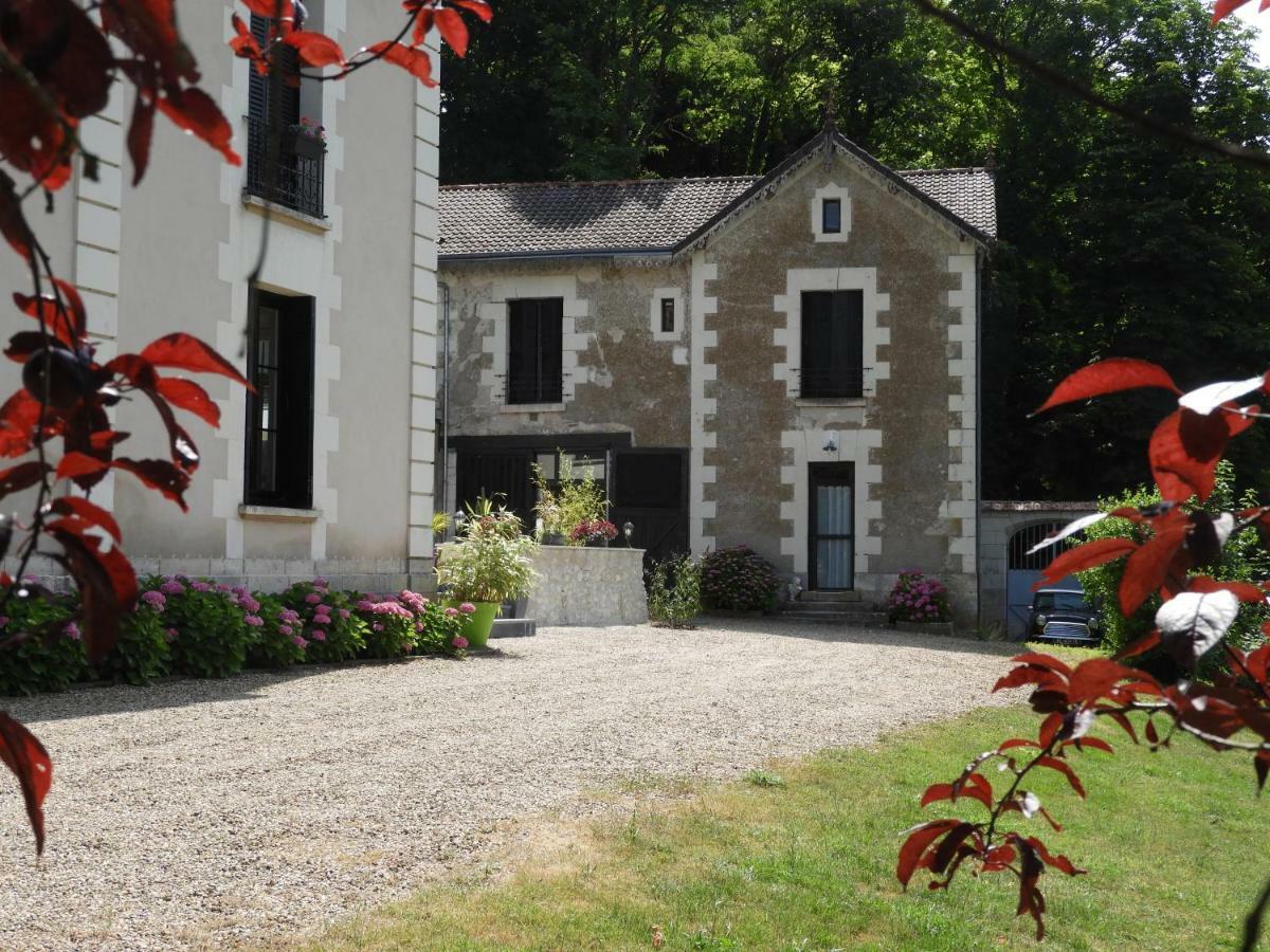 Le Chateau De La Barre Mosnes Kültér fotó